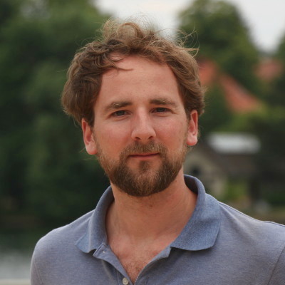 Dr. Marius Paul Isken